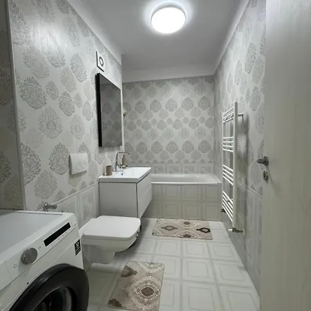 公寓 Tan Gold 康斯坦察